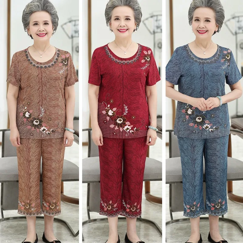 Mulheres de meia-idade Verão Conjuntos de Moda de Impressão de T-shirt Topos & Sete Pontos de Calças de 2 Pcs Conjuntos de Terno Avó Roupas de Verão 5XL Imagem 4