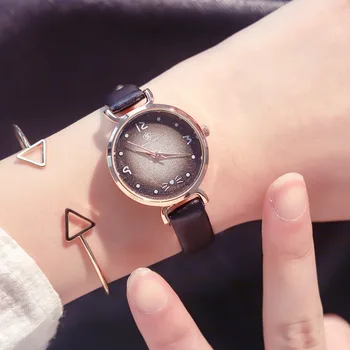 Única e Criativa de Moda das Mulheres Relógios de Moda Casual Senhoras Quartzo relógio de Pulso Feminino Pequena e Elegante de Lazer Assistir reloj mujer